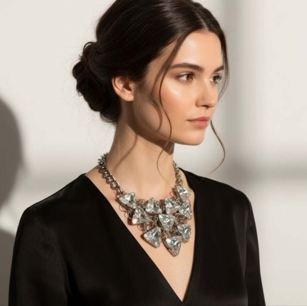 Jennifer Lopez Silver Statement Necklace